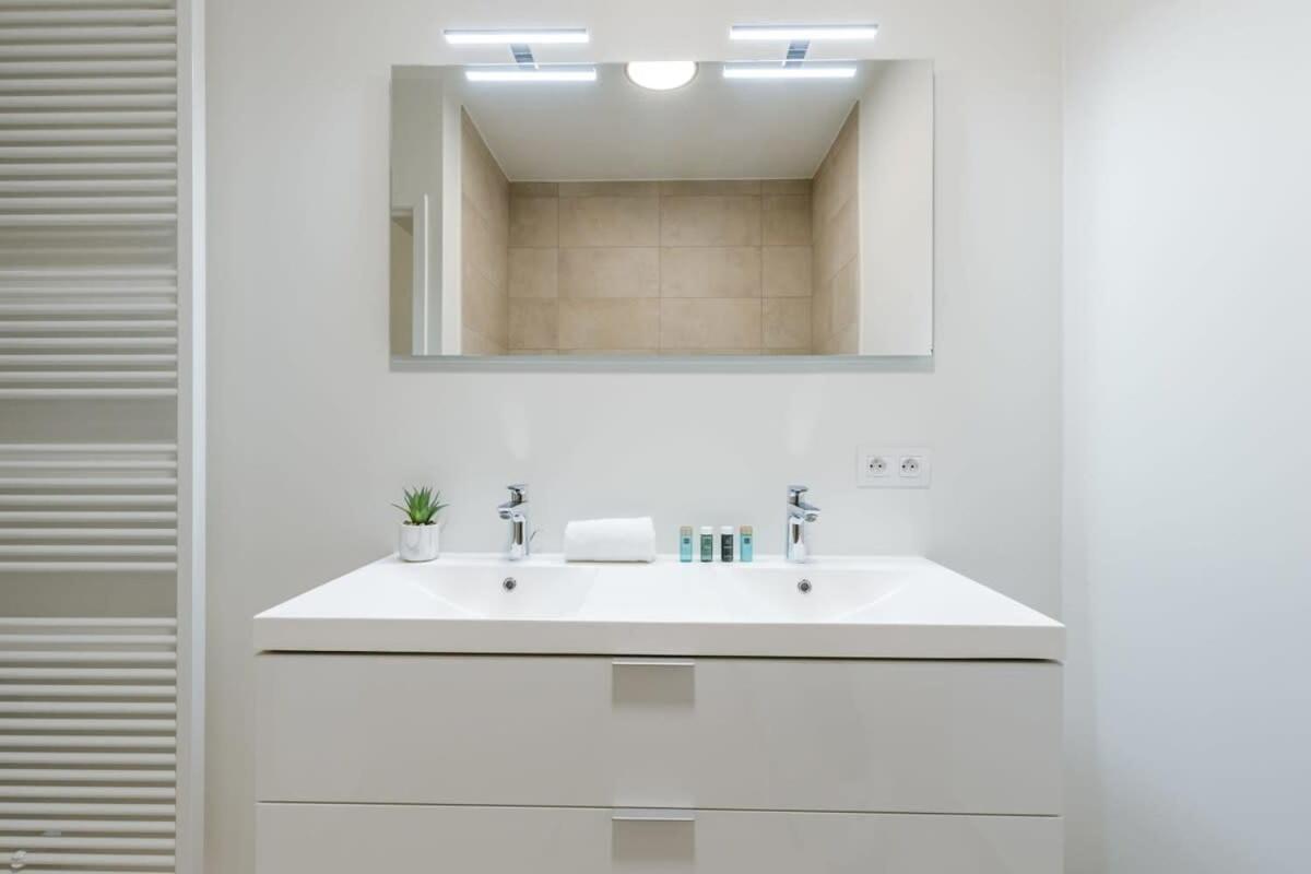 אוסטנדה Huswell - Apartment With Terrace Close To The Sea מראה חיצוני תמונה