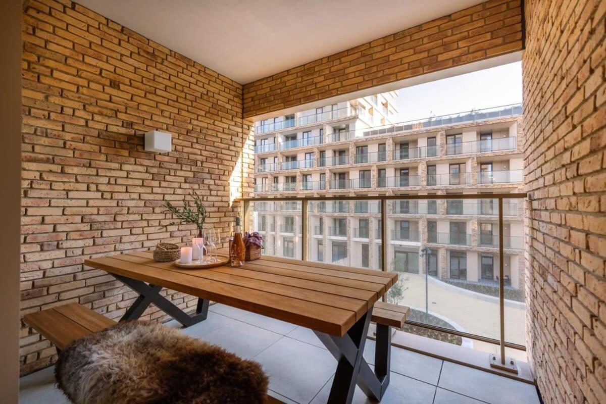 אוסטנדה Huswell - Apartment With Terrace Close To The Sea מראה חיצוני תמונה